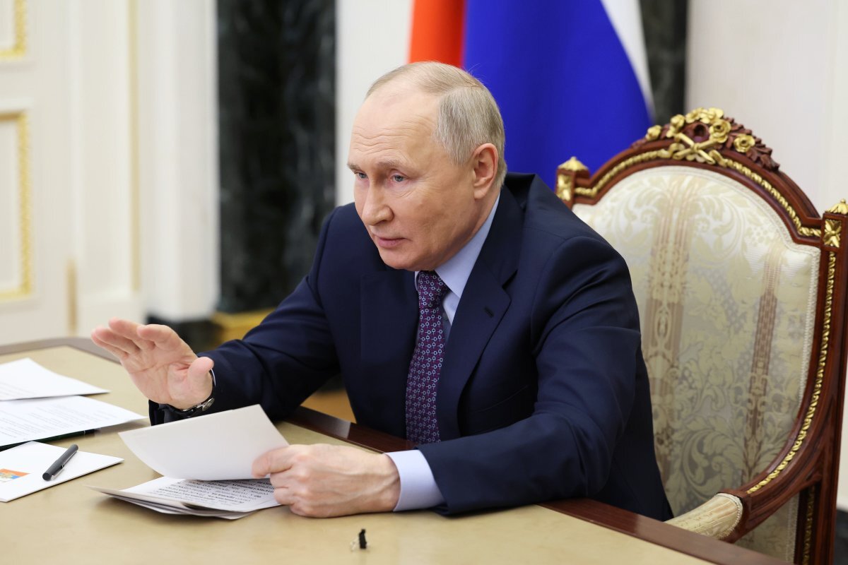    Путин направил приветствие участникам съезда организации «Молодая гвардия»