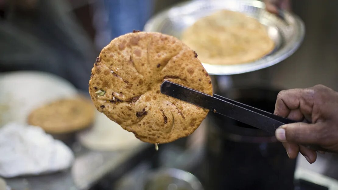 Хлеб в разрезе. Дрожжи для хлеба. Актуальность домашнего хлеба. Бездрожжевое тесто для хлеба. Возникновение хлеба.