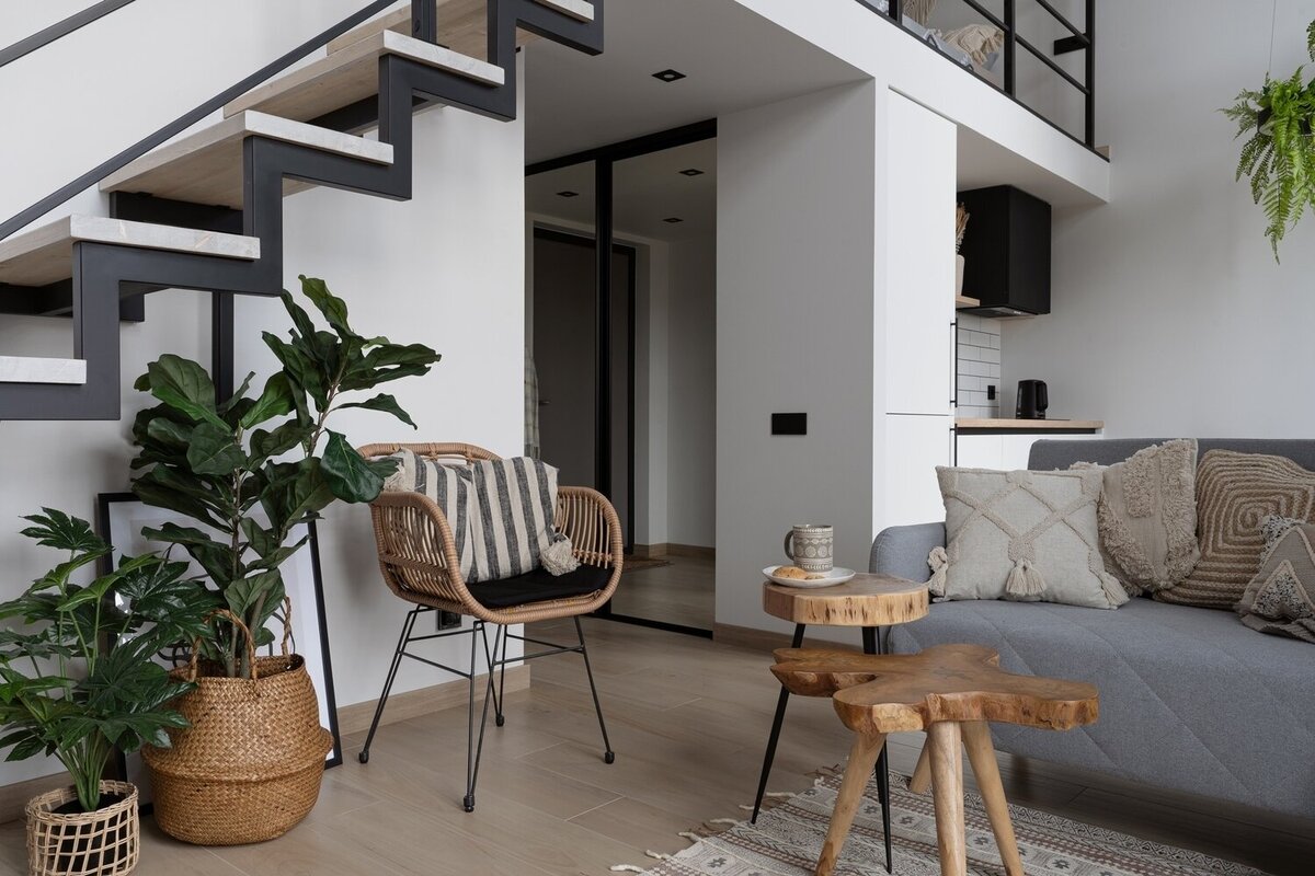 Листайте галерею →