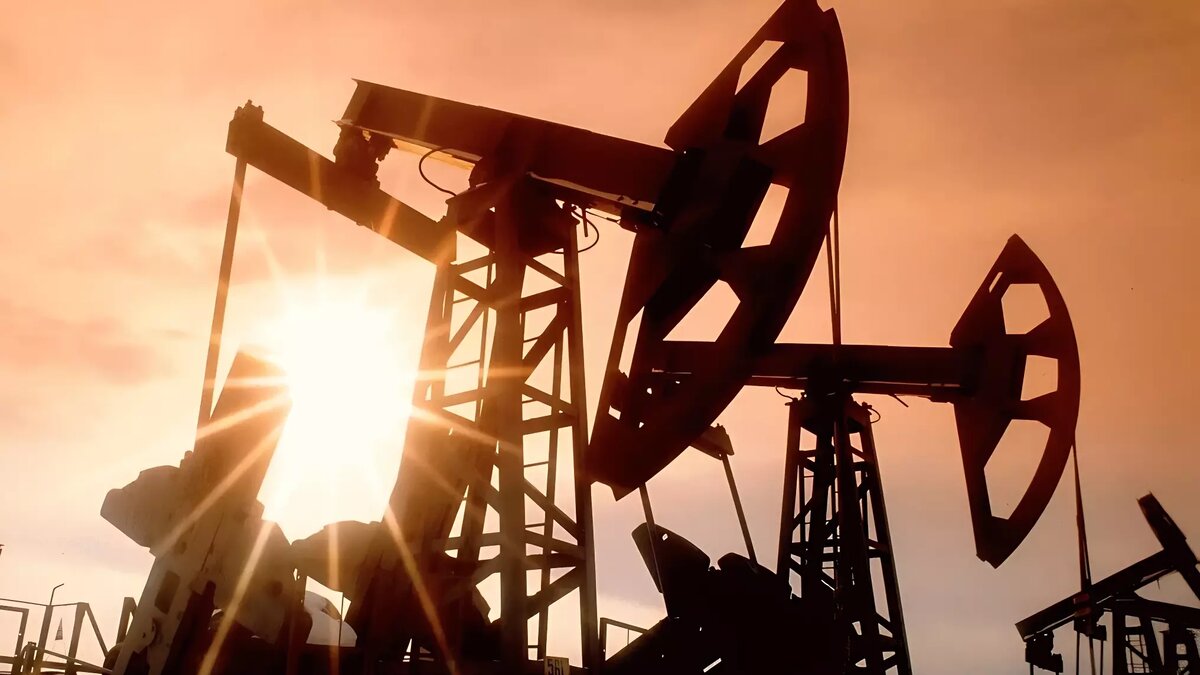     Минэнерго России дало прогноз по добыче нефти и газу в текущем году: предварительно ведомство ждет роста добычи по обоим видам углеводородов