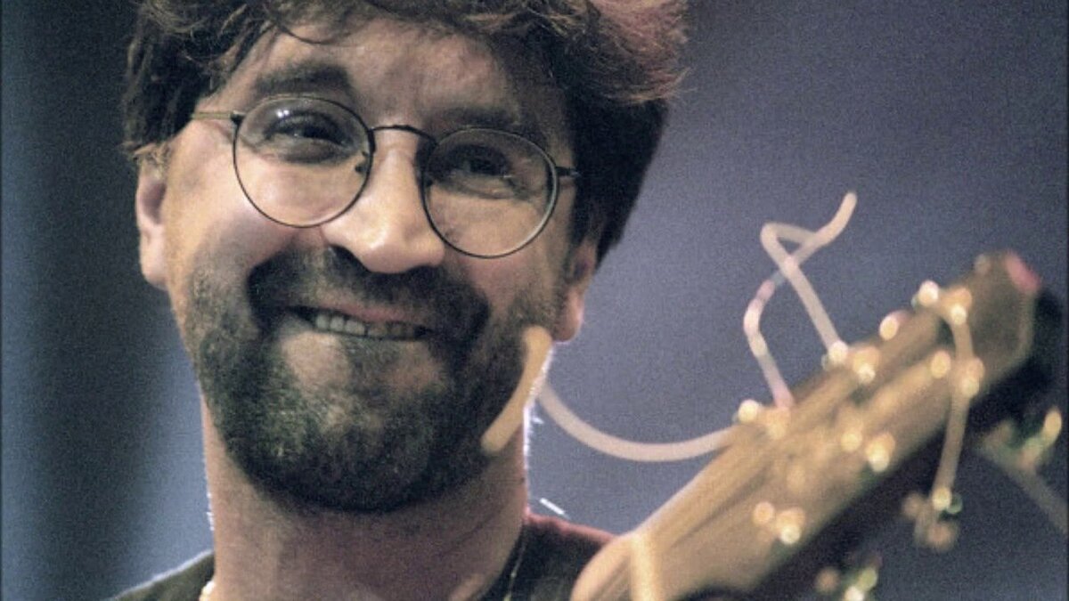 Все мы помним такого Юру-музыканта...