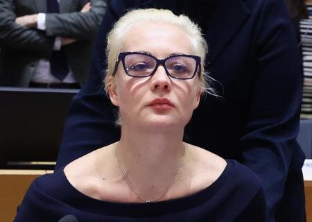    «Аккаунт контролируется спецслужбами». Юлию Навальную заблокировали в соцсети X — а потом разблокировали