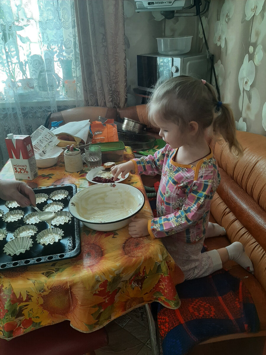 Облизать посуду после вкусного теста-это любимое дело😊