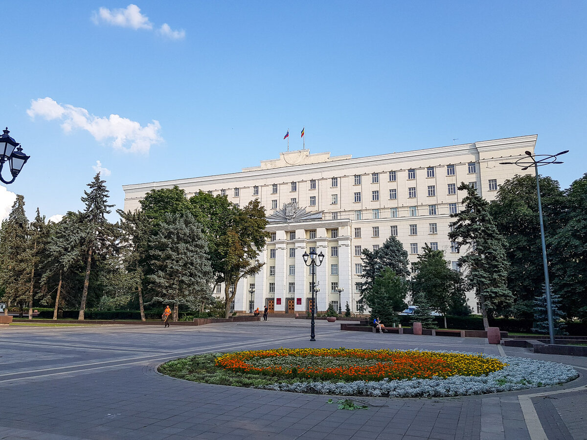 Как называется площадь в санкт. Дворцовый площадьсанкт петербург. Питер дворцовая площадь. Дворцовая площадь в санкт-петербурге. Площадь декабристов в санкт-петербурге.