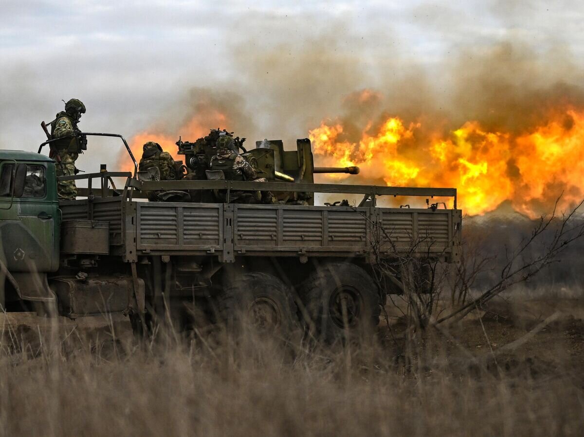    Боевая работа "кочующих" огневых расчетов зенитной установки С-60 ЦВО на Краснолиманском направлении© РИА Новости / Станислав Красильников