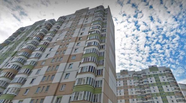    26-летний парень пытался спуститься с 7-го этажа по связанным тряпкам