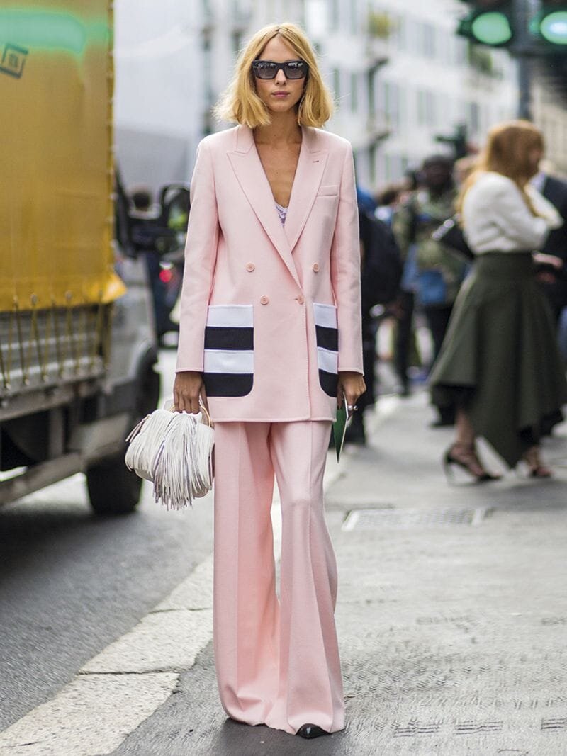 Стильный блейзер женский. Модные пиджаки женские 2024 года. Открытый пиджак женский. Модные пиджаки. Пиджаки 2022 -2023.