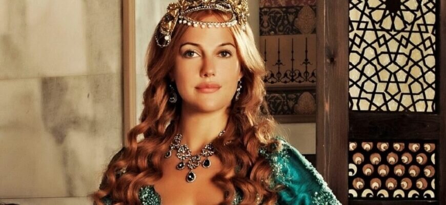    Мерьем Узерли в роли Хюррем. Кадр из сериала "Великолепный век" Екатерина Тим