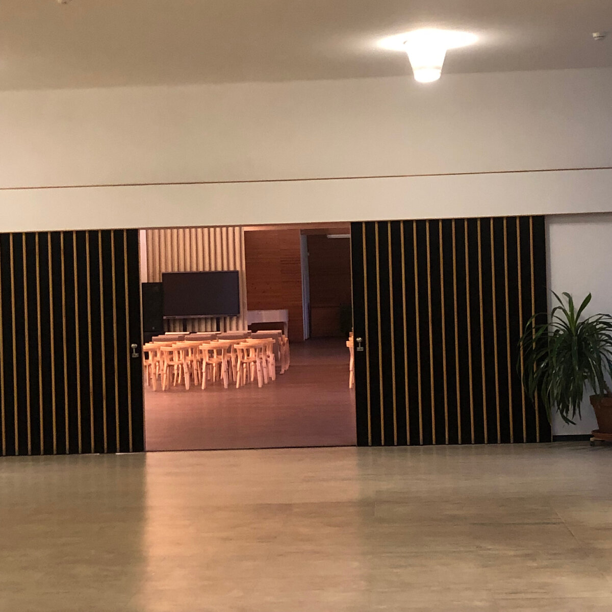 Вход в Лекционный зал