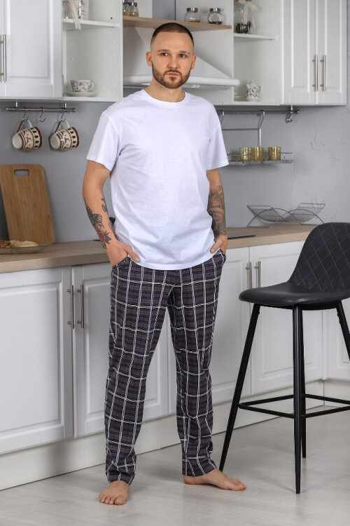 Комфортная мужская домашняя одежда для повседневных дел и домашних праздников