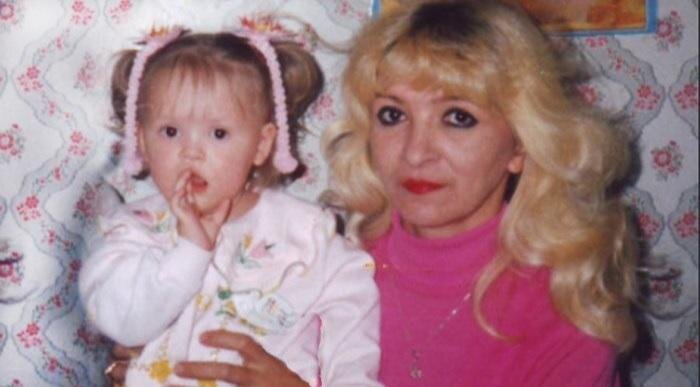 Дина Азизова с дочерью