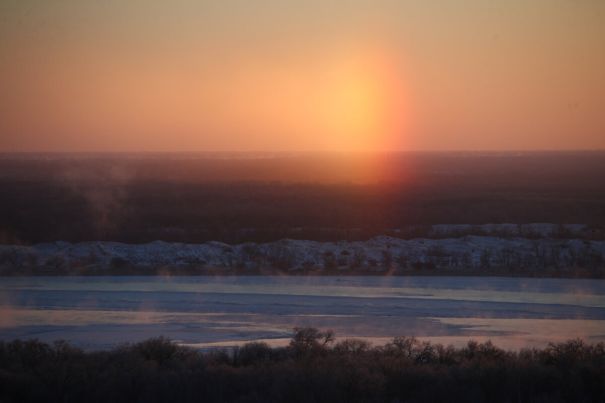 Календарь магнитных бурь на февраль 2023 года. Магнитные бури на солнце. Дни магнитных бурь в феврале 2024 года. Геомагнитная буря. Магнитная буря.