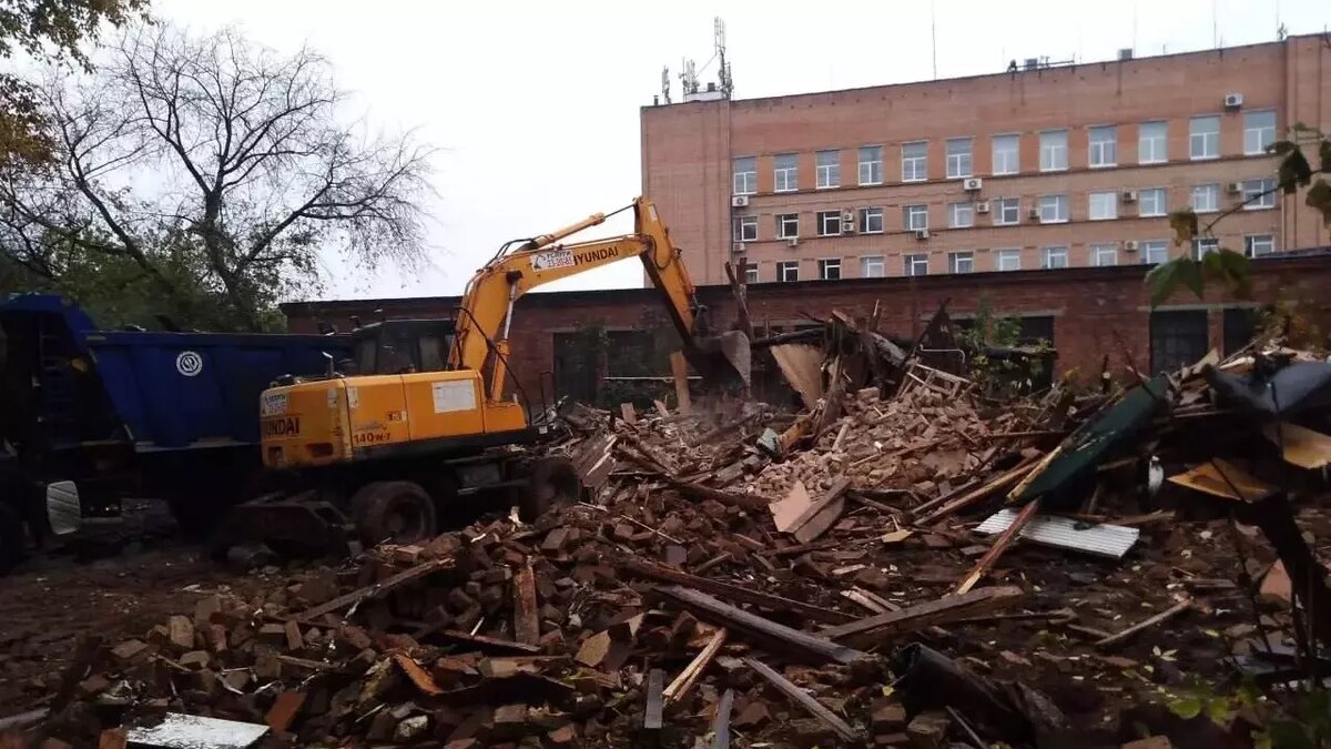 В Ижевске закрыли уголовное дело о сносе исторического здания на улице  Красной | udm-info.ru | Дзен