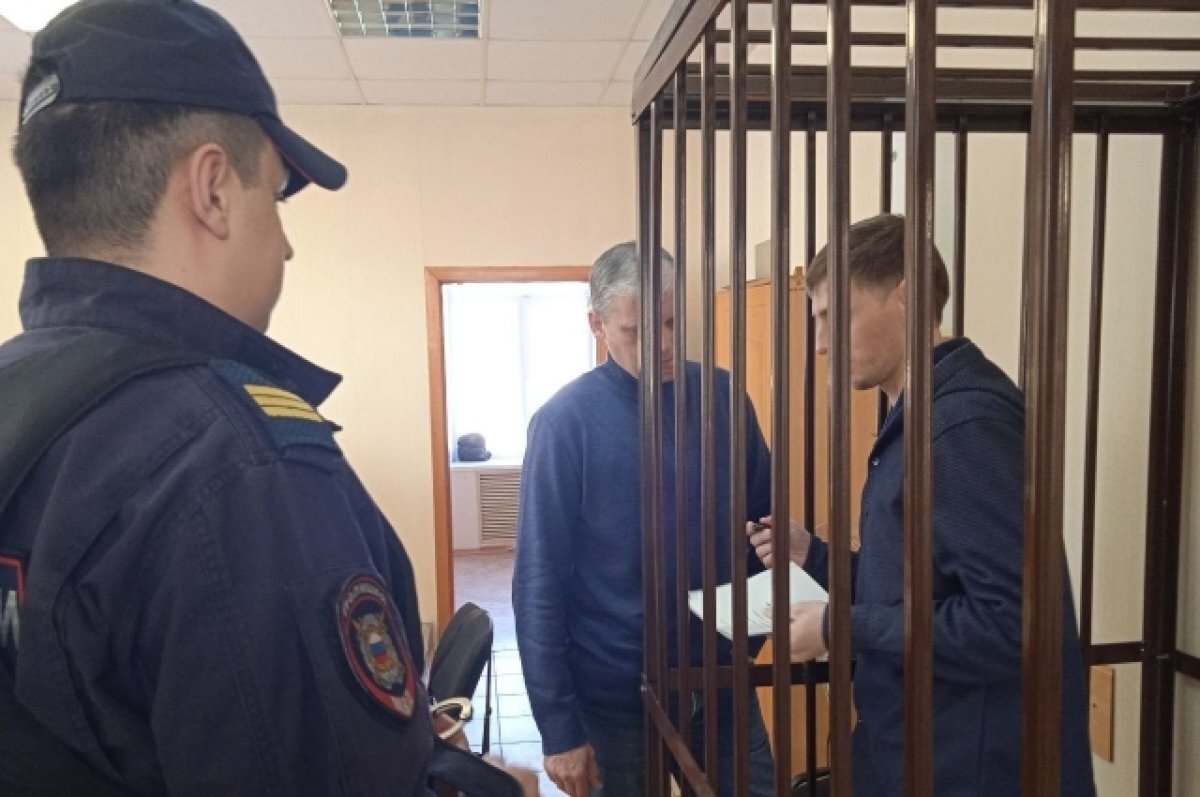    Константин Падун оказался не готовым к прениям сторон.