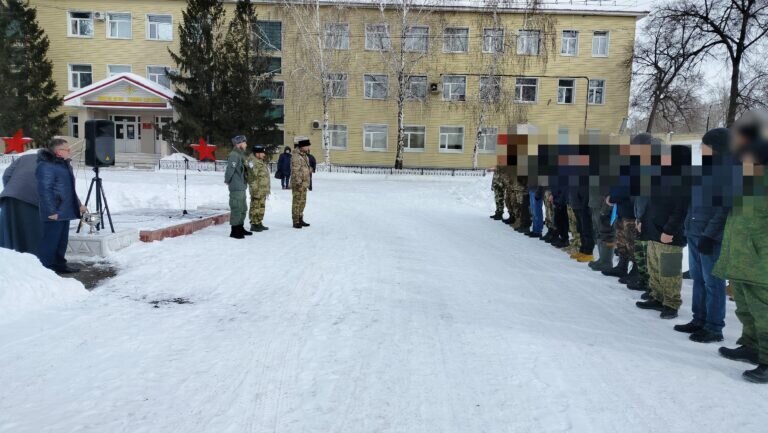    29 оренбургских казаков-добровольцев отправились в зону СВО Кристина Просвиркина