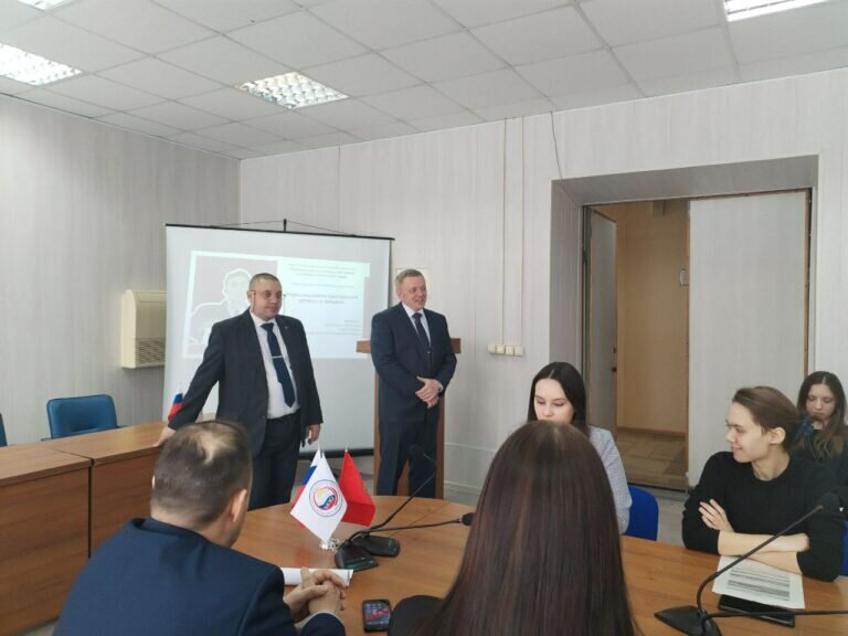    Имеем право! Оренбургское студенчество изучает тонкости избирательного процесса Кристина Просвиркина