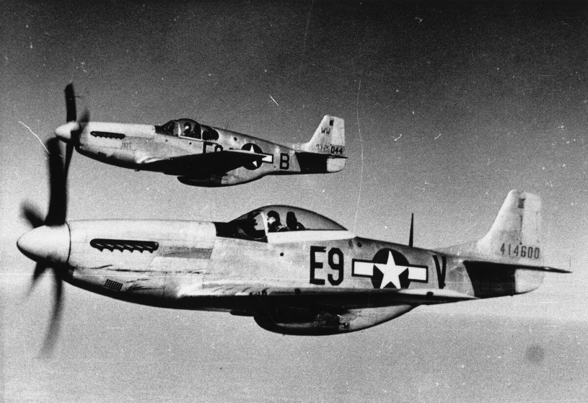 P-51D Mustang (источник: https://clck.ru/38xq7o)