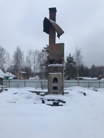    Павловский Посад. Машину отца троих детей облили кислотой, потом сожгли дом. Чего ждать теперь?