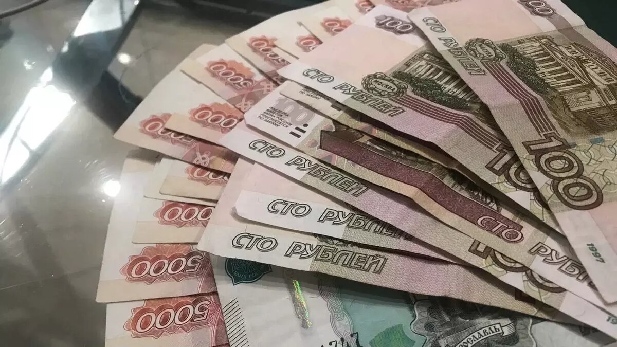    Центральный Банк России отозвал сегодня, 21 февраля, лицензию у финансовой организации QIWI. Теперь компании запрещено выполнять операции на территории страны. Об этом объявила пресс-служба финансового регулятора.