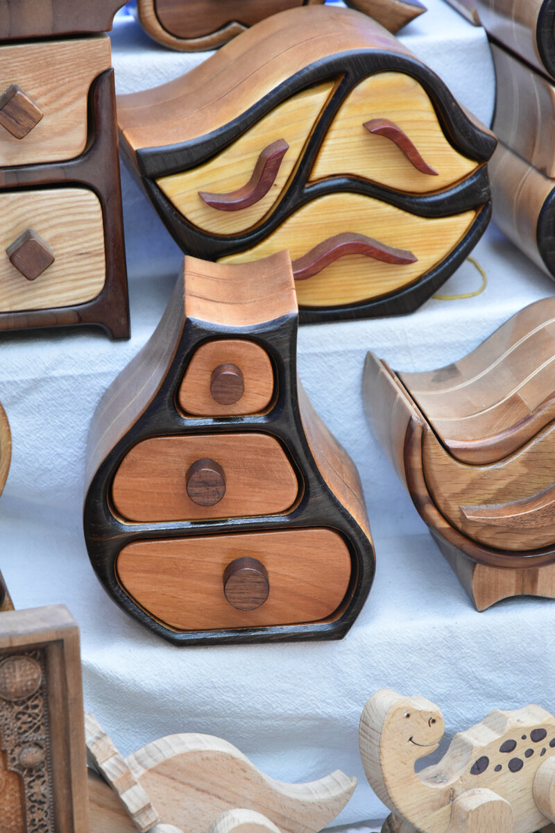 Не хочу никого любить. Нет друзей цитаты. Если вкс не любят цитаты. Любить некого. У меня нет близких людей.