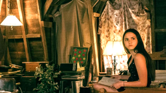 Скриншот экрана, сериал "Извне"