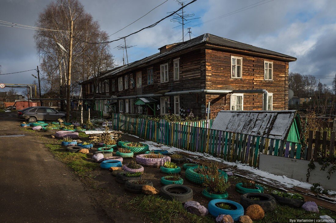 Типичный барак, знакомый многим поколениям россиян. Фото из интернета.