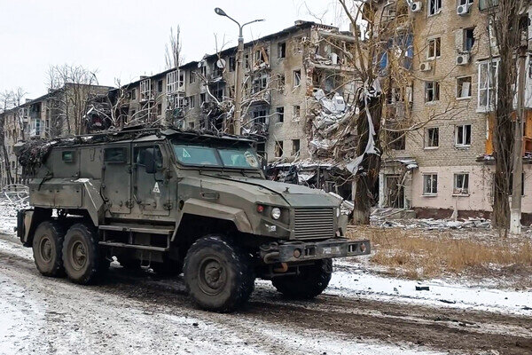 Автомобиль военнослужащих РФ в Авдеевке, 19 февраля 2024 года / Пресс-служба Минобороны РФ/ТАСС