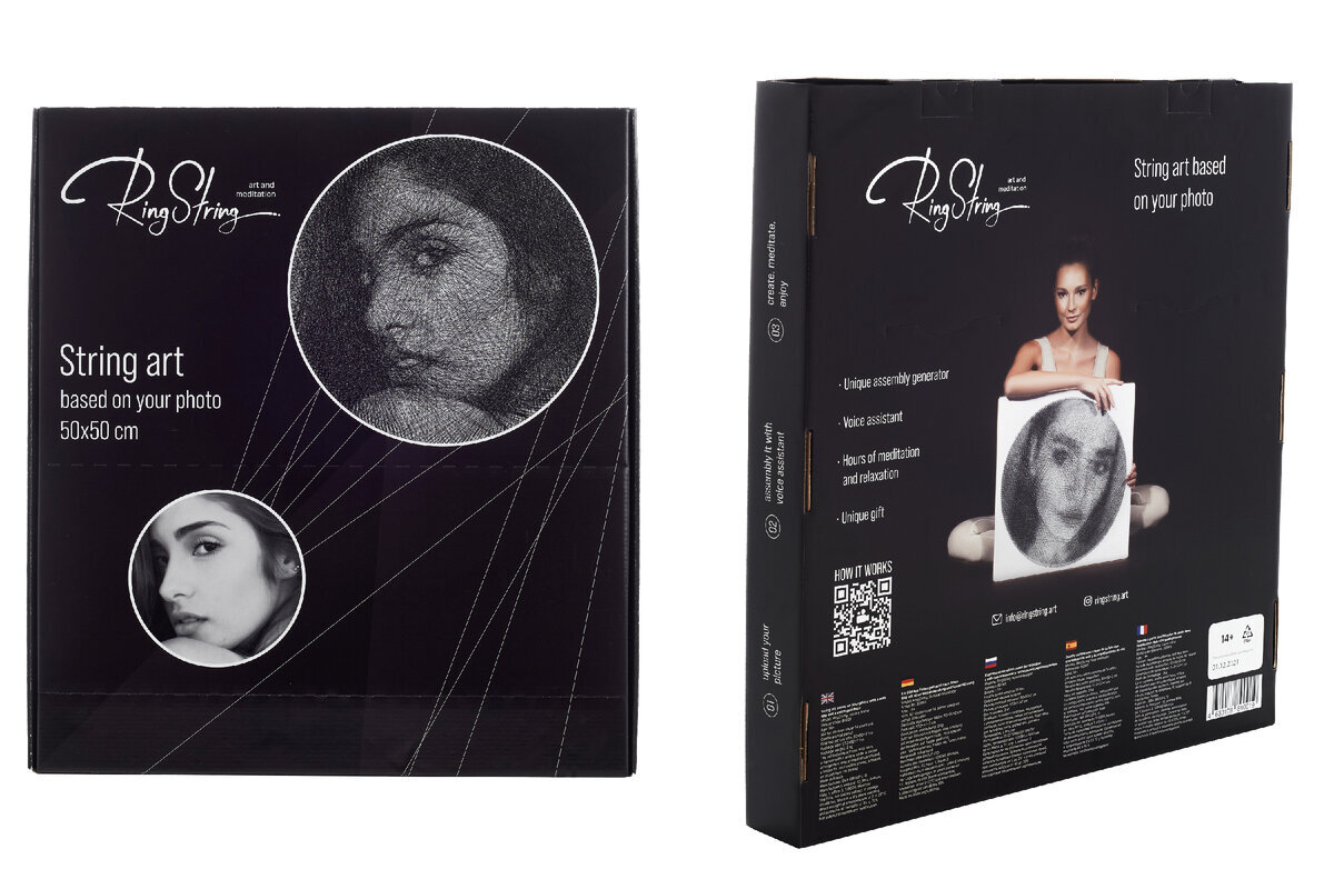 Коробка складывается в виде мольберта, чтобы было удобнее собирать. В кадр не попал держатель для смартфона, но он тоже есть 