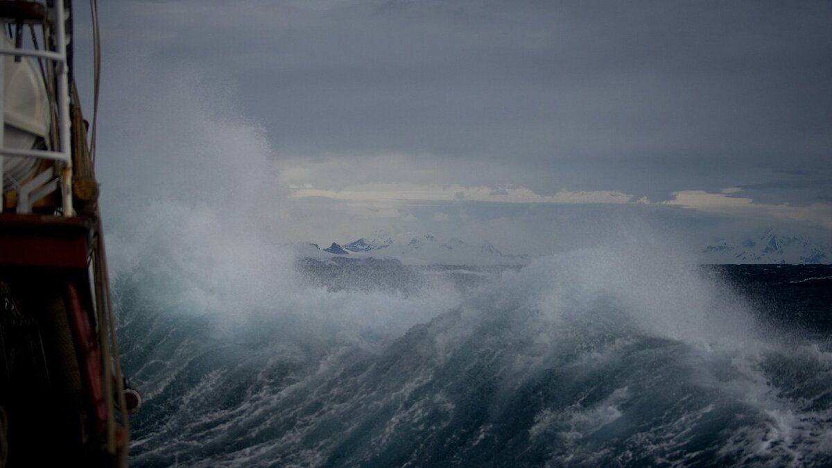    Море, волны© Unsplash/Torsten Dederichs