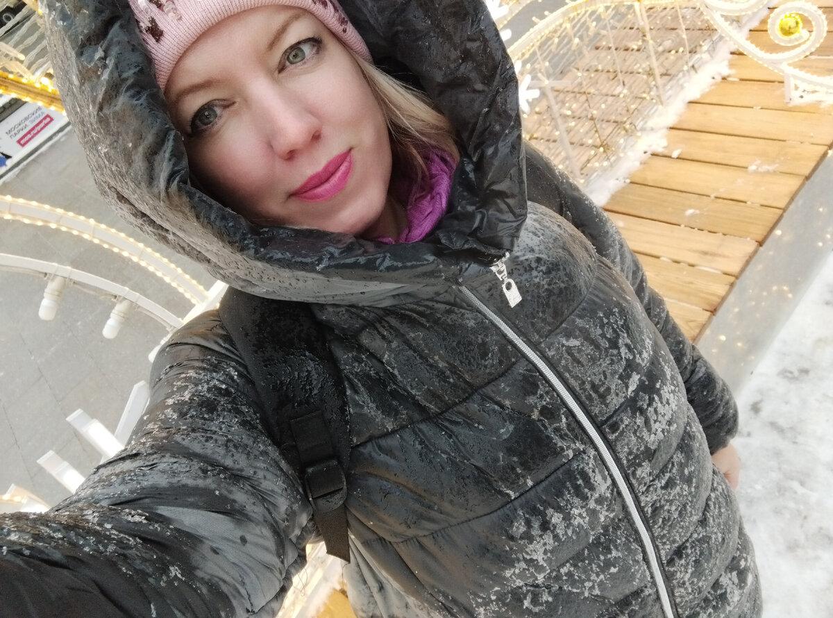 Ледяной панцирь на куртке