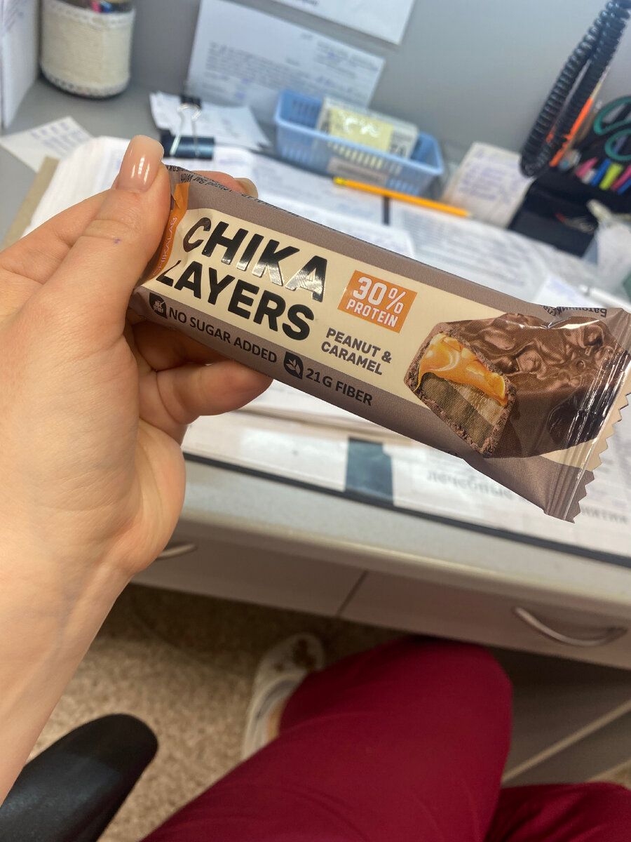 какие протеиновые батончики лучше для похудения. протеиновый батончик шоколадный. какие протеиновые батончики лучше для похудения. протеиновые батончики с хорошим составом. турбослим батончик для похудения.