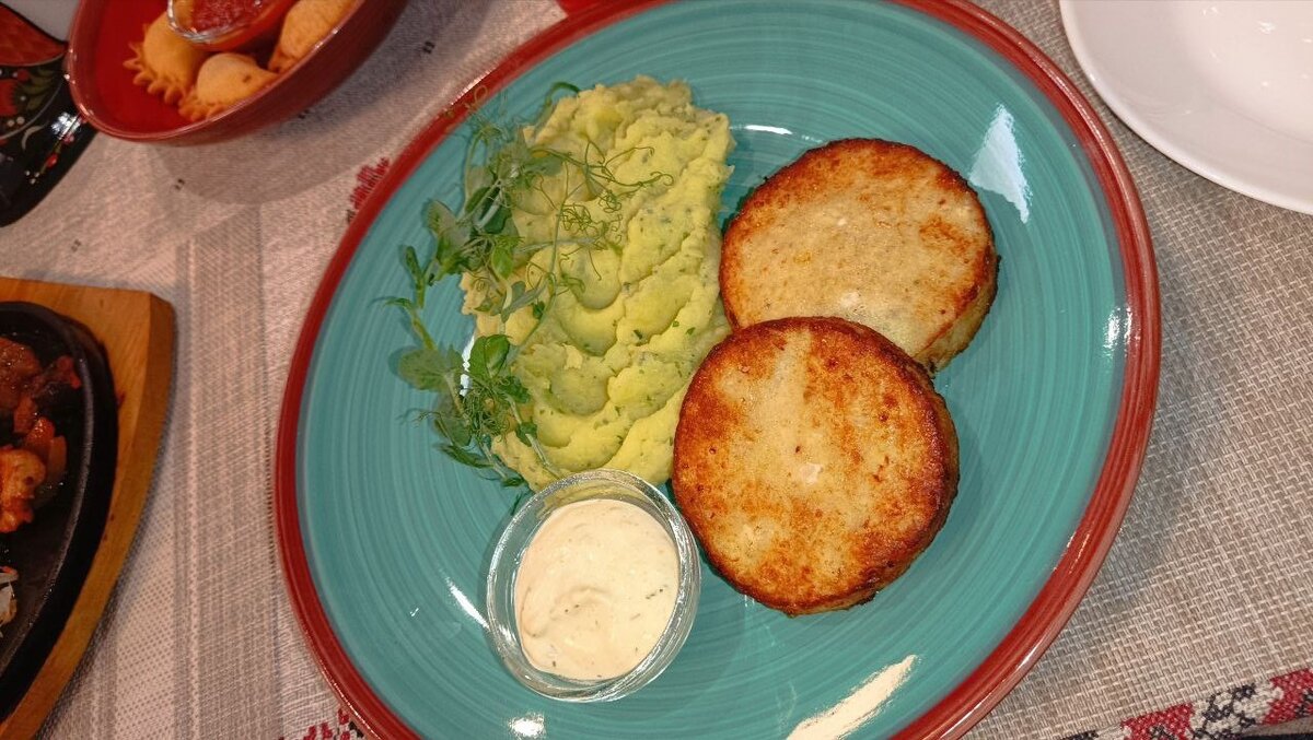 Кафе Русская душа еда