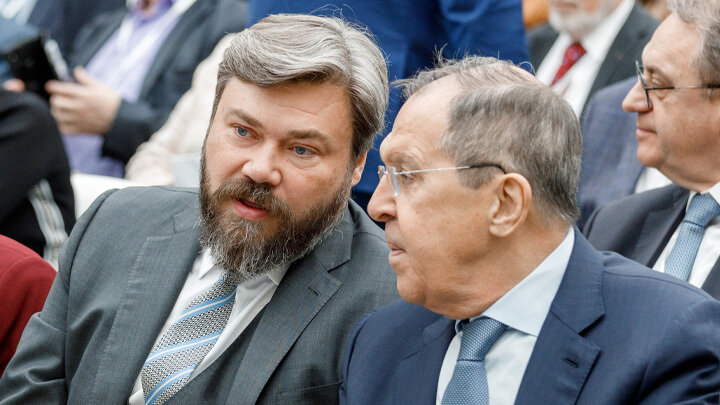    Глава МИД России Сергей Лавров и заместитель главы ВРНС Константин Малофеев. Фото: Борис Геер для Царьграда