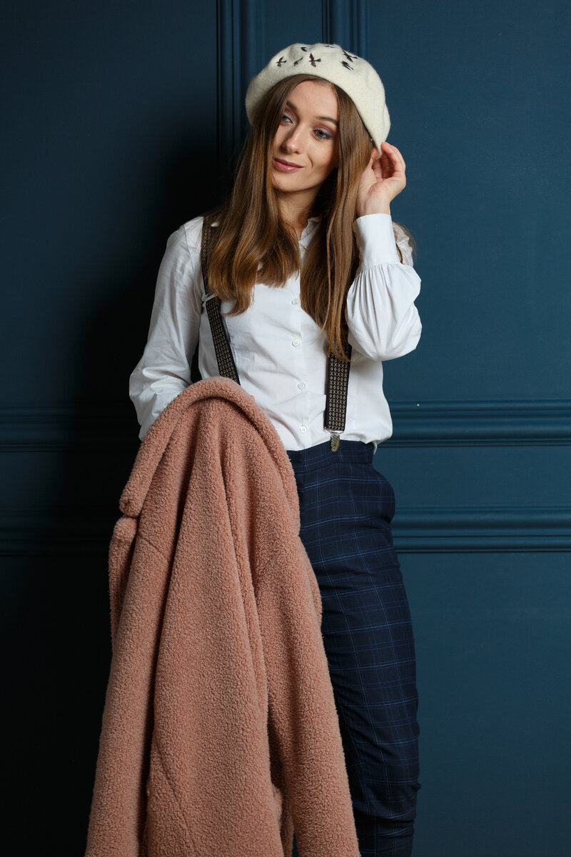 Алена Калистратова. Стилист, исследователь моды. Услуги и цены: alenakalistratova.ru Запись и сотрудничество: +7960 193 99 49 (Watsapp, Telegram)