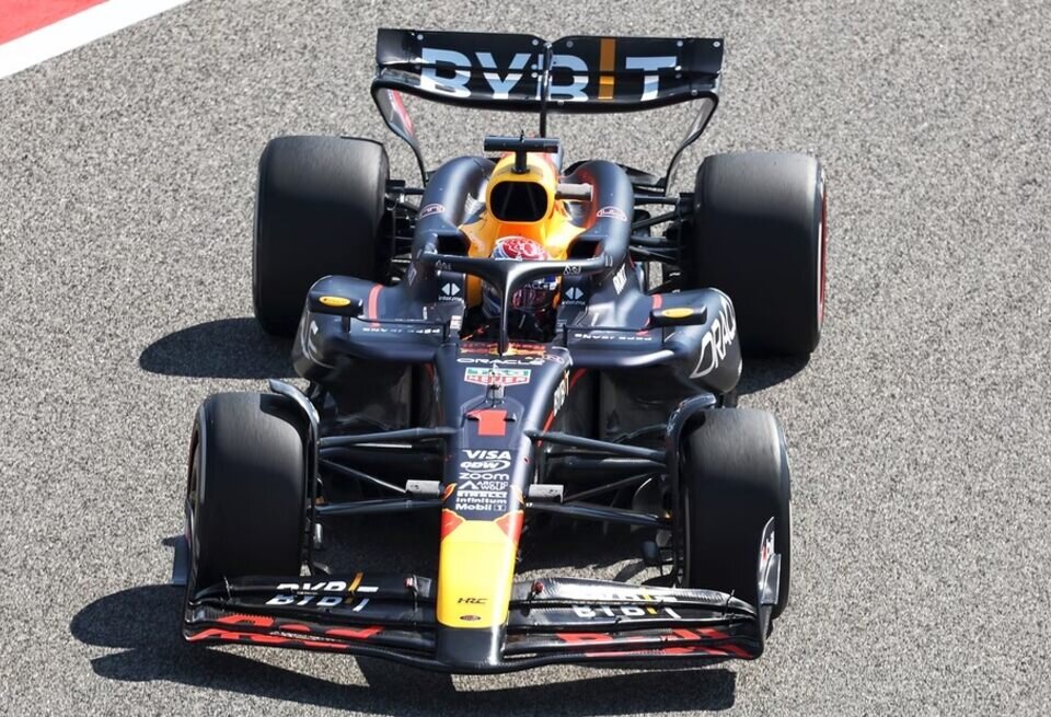   «Не хватает резвости». Эксперт не впечатлен машиной Red Bull RB20 на трассеAMuS