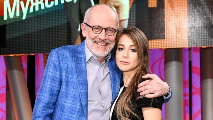 Программа телевидения на сегодня. Тв программа. Пеоедасч. Первый канал расписание. Теле.