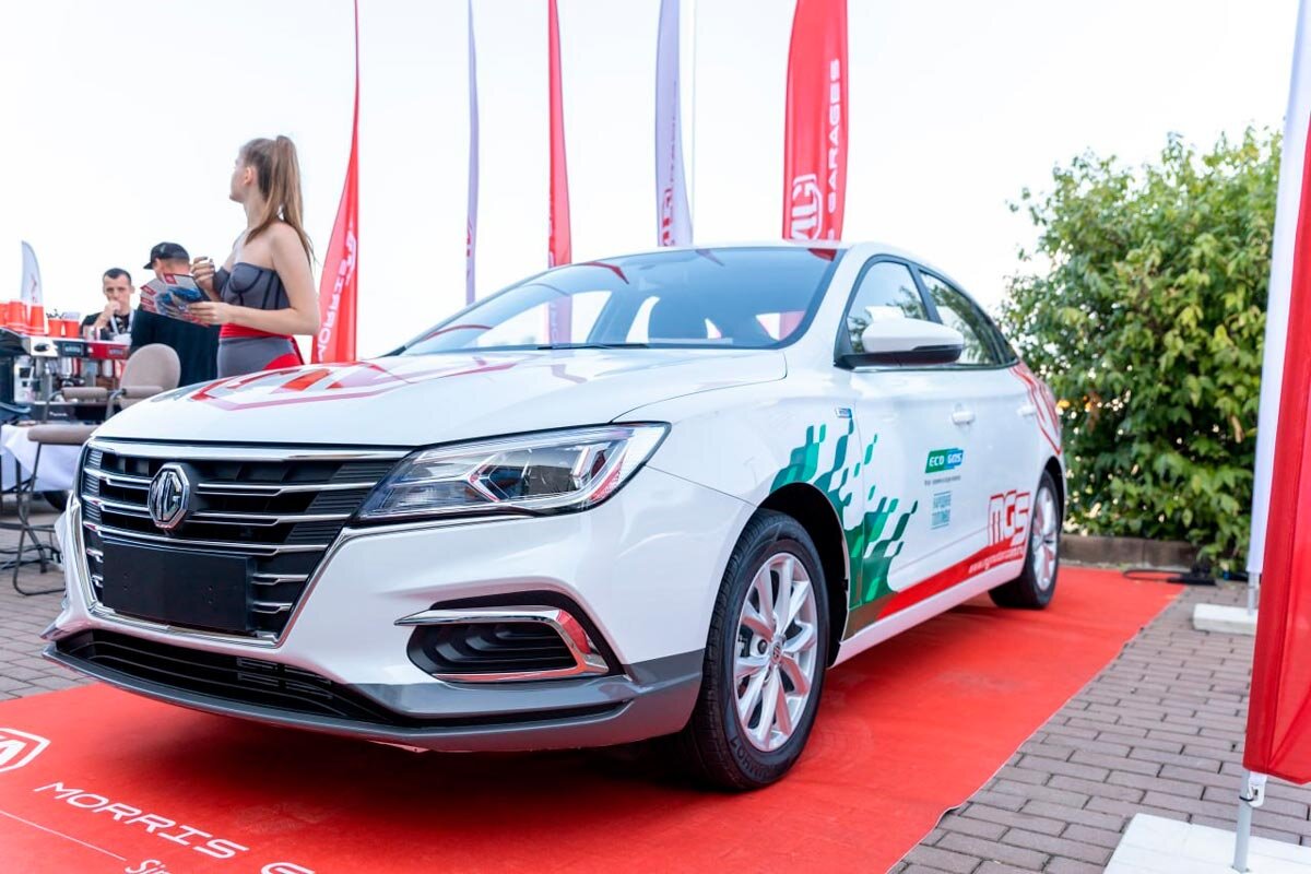 Автомобиль китайского производства MG5 c установленным ГБО OMVL на форуме Такси в Сочи 2023
