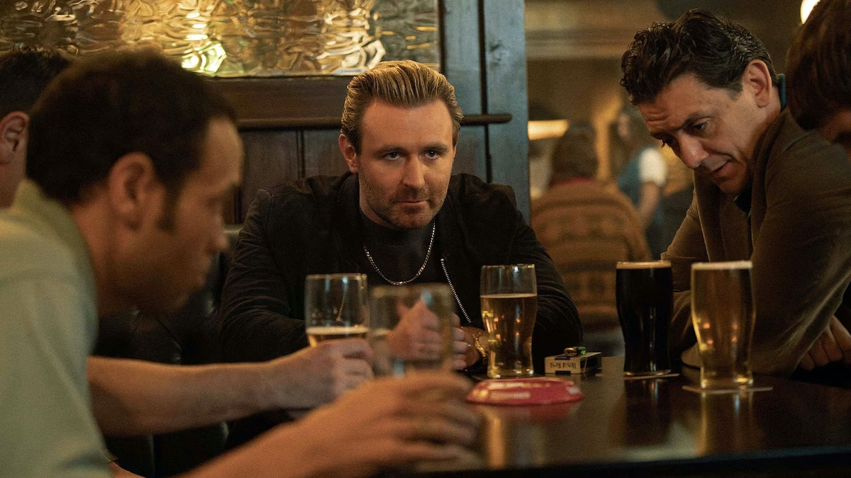 кадр из сериала Сексуальная тварь  Источник https://www.film.ru/sites/default/files/images/5(159).jpg