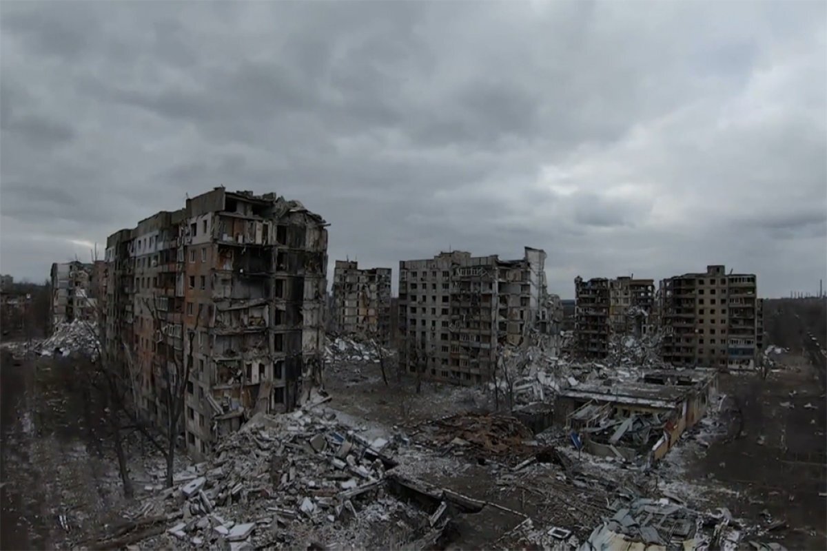    Украинские военные заминировали тела сослуживцев при выходе из Авдеевки