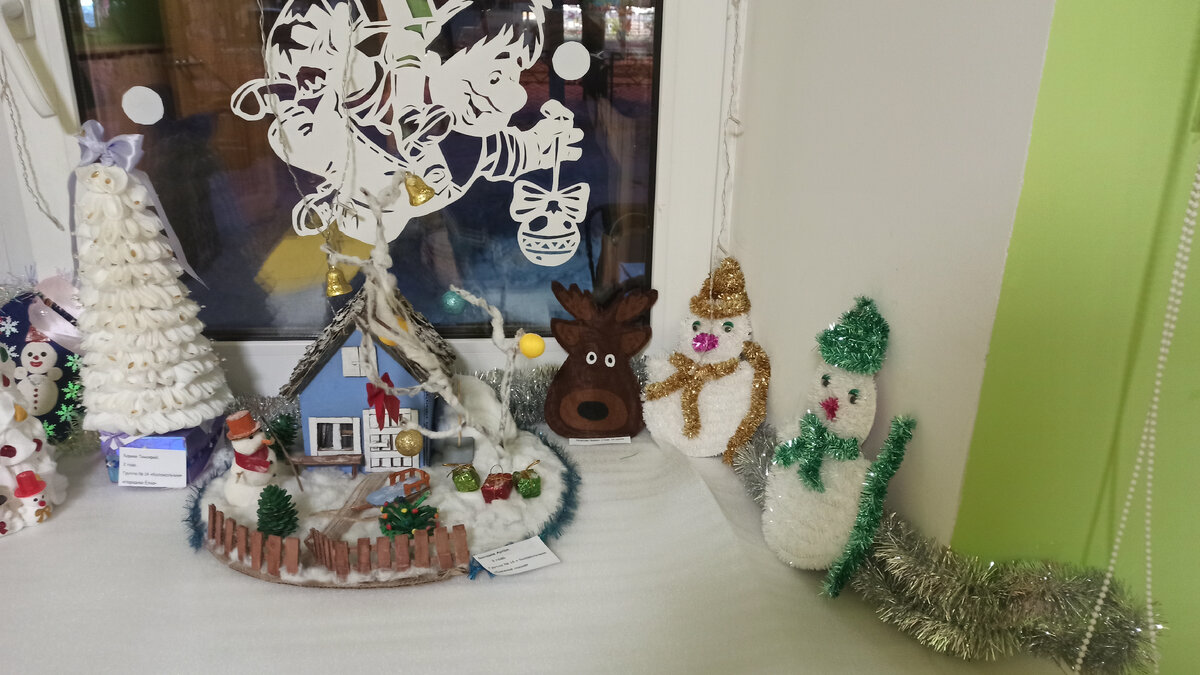 Трофейную голову оленя тоже делала я