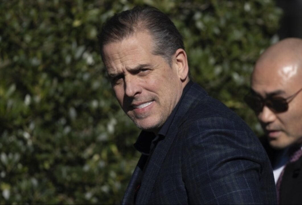    Экс-информатор ФБР заявил, что получал от России компромат на Хантера Байдена