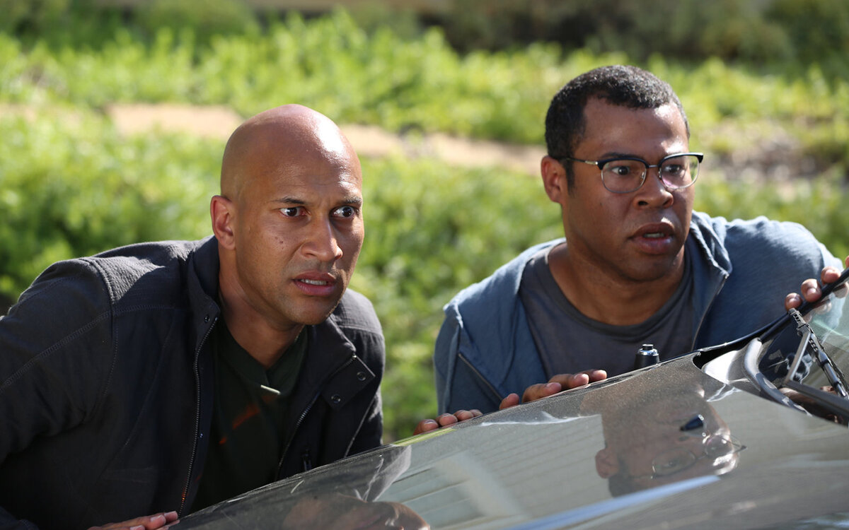 Кадр из скетч-шоу «Ки и Пил», реж. Питер Атенсио, Пэймэн Бенц, 2012