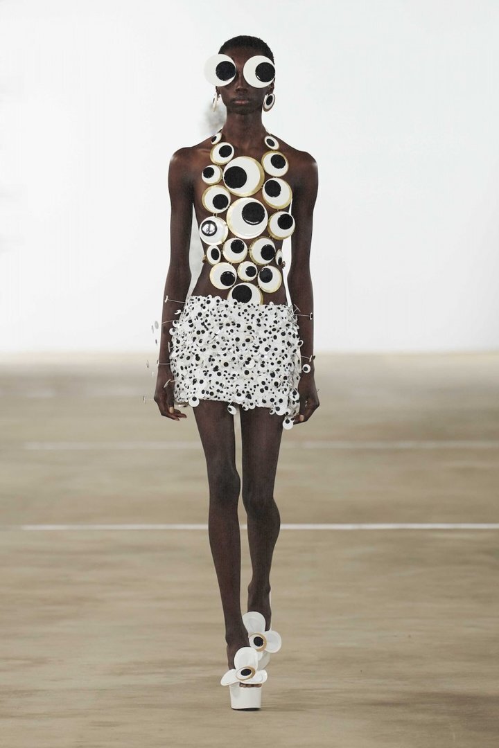 Фото: Vogue Runway