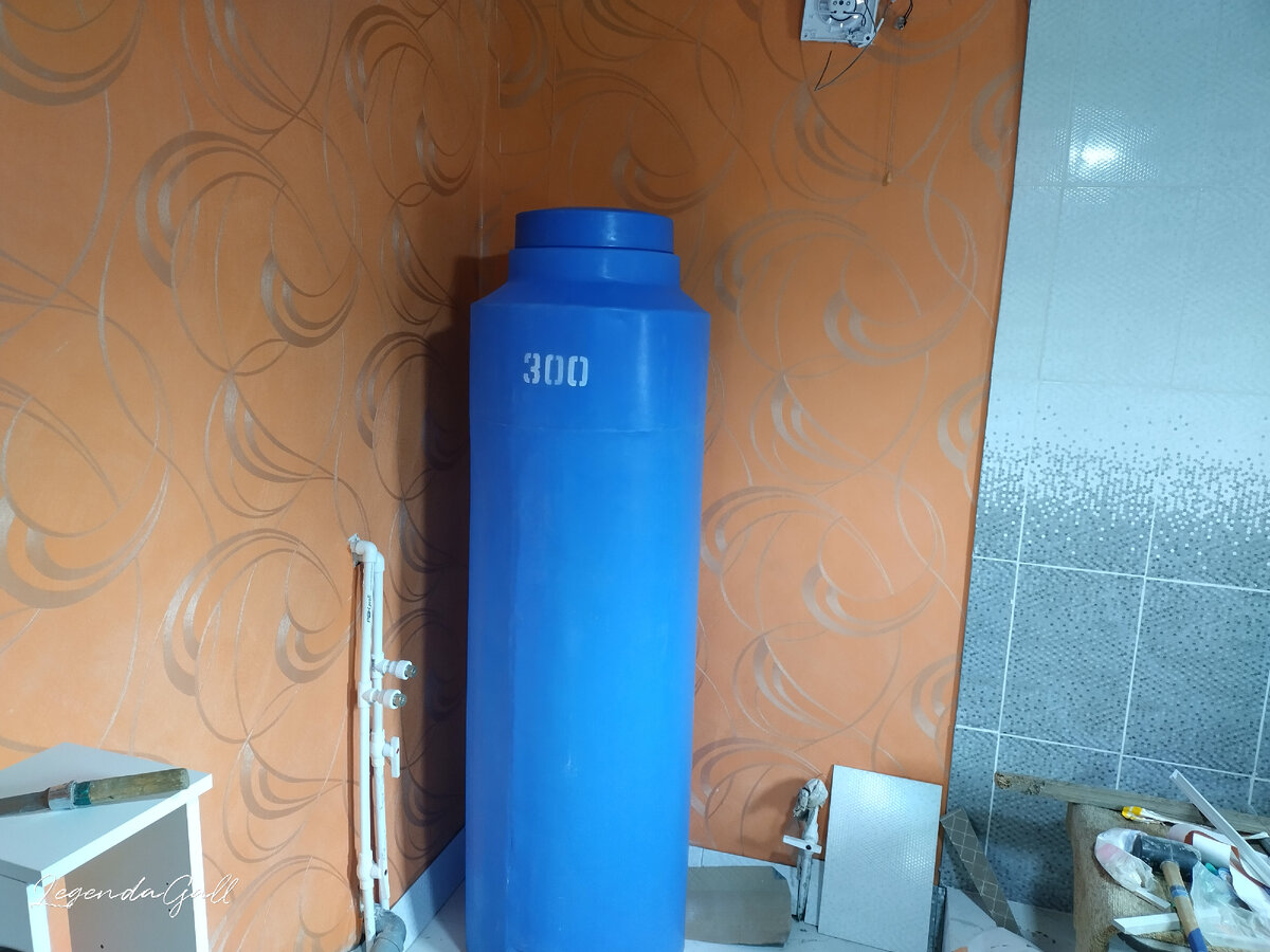 Вот емкость, во всей своей красе. 