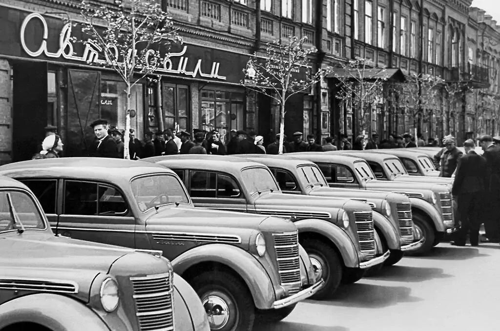 Пример магазина с машинами 