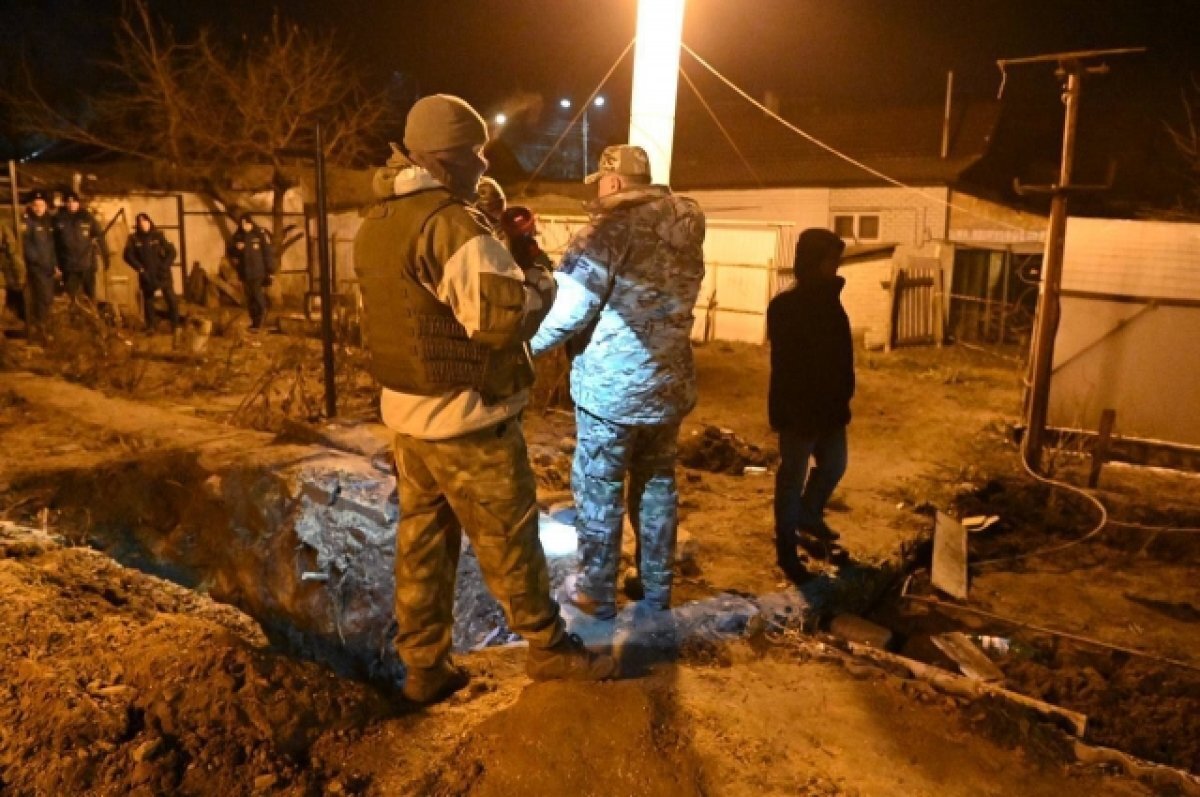    Под Белгородом 7 февраля в фундамент гаража попал разгонный блок ракеты ВСУ