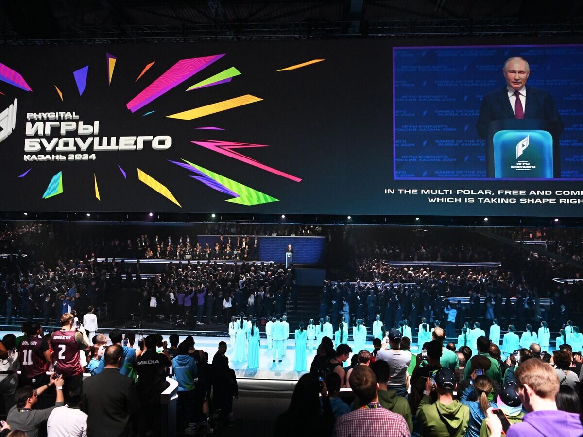    Президент РФ Владимир Путин принимает участие в церемонии открытия международного турнира "Игры Будущего" в Казани© РИА Новости / Кристина Кормилицына