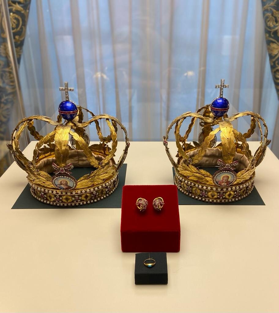 Брачные венцы Пушкина и Гончаровой, Серьги и кольцо Гончаровой