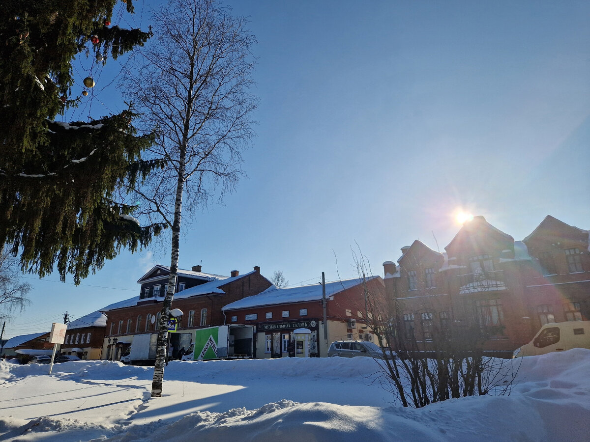 Прогуляка по Вятскому