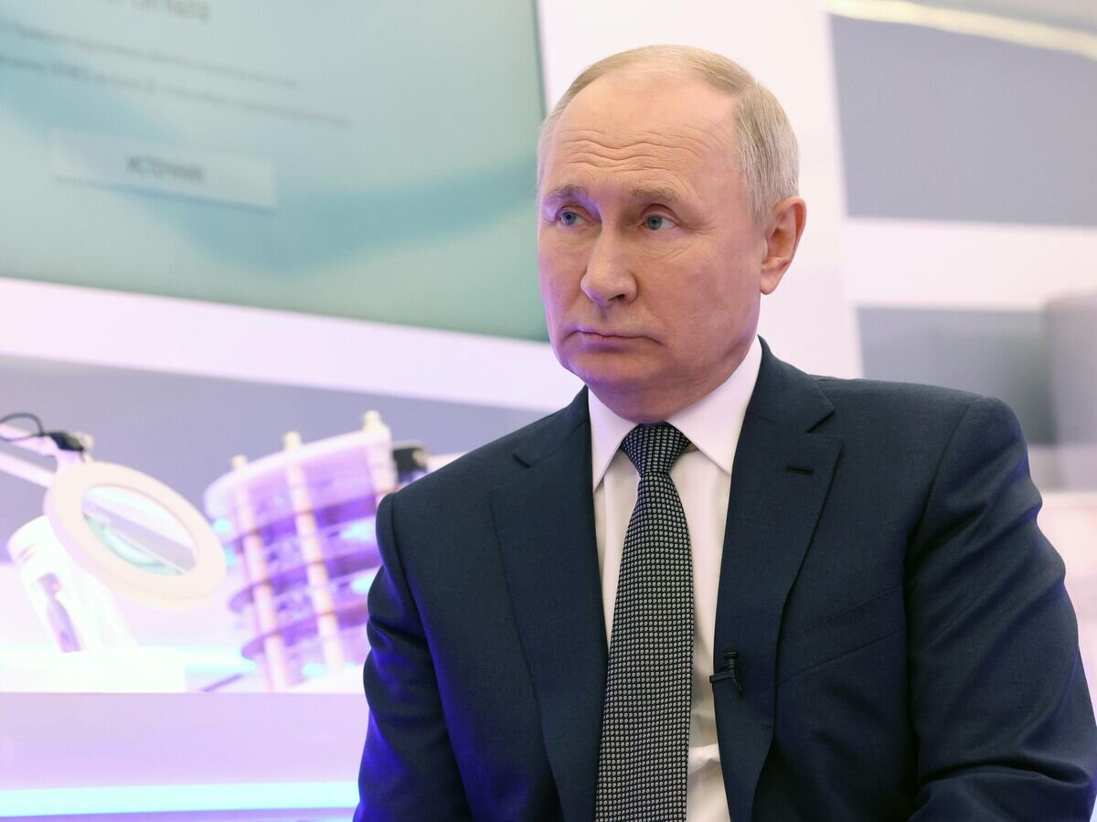    Президент РФ В. Путин ответил на вопросы журналиста П. Зарубина© POOL